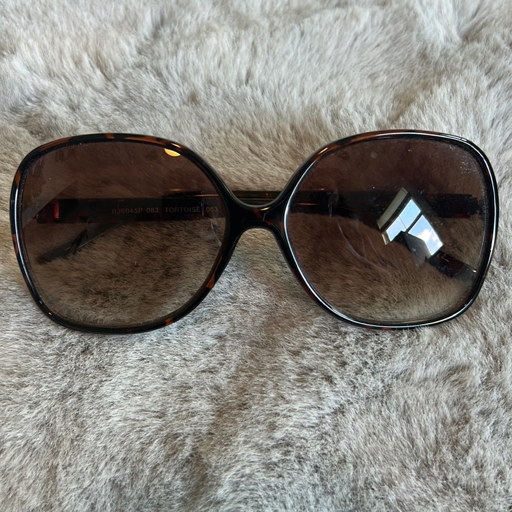 Betsey Johnson sunglasses